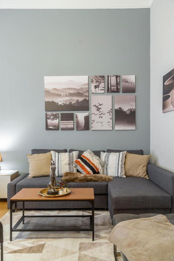Spacious & Cozy Downtown Apartment With Balcony ブダペスト エクステリア 写真